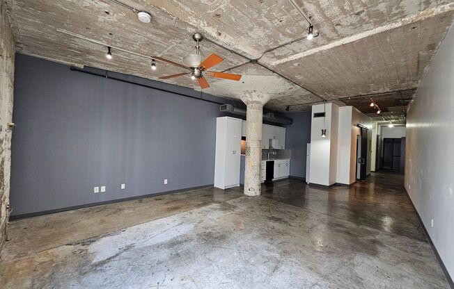 Studio, 1 bath, $1,600, Unit APARTMENT 919