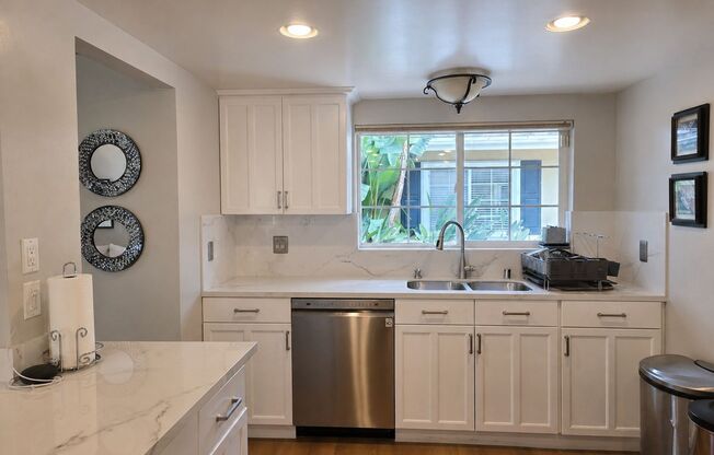 Comanche Ave. 5706
