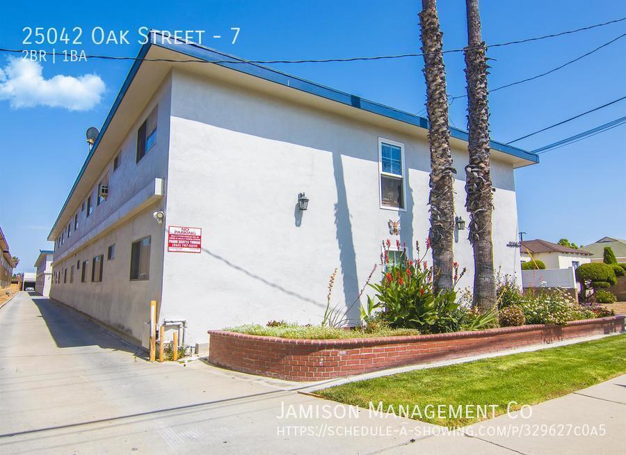 25042 Oak Street