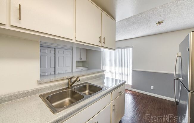 Studio, 1 bath, 476 sqft, $1,895, Unit 12