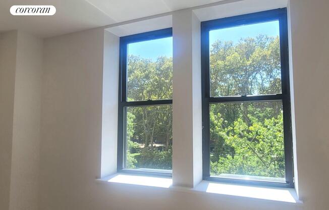 1 bed, 1 bath, $5,500, Unit 4F