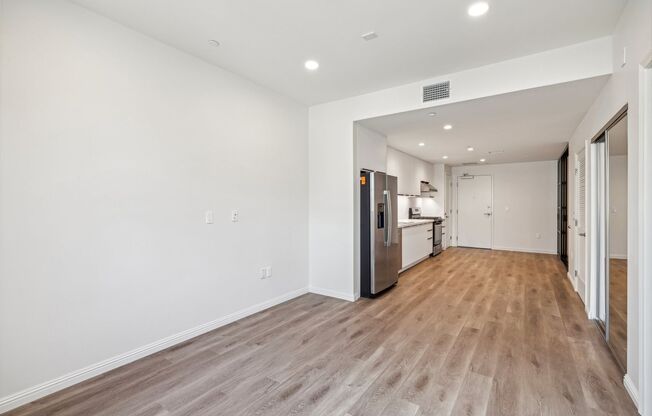 1 bed, 1.5 baths, 795 sqft, $2,950, Unit 202