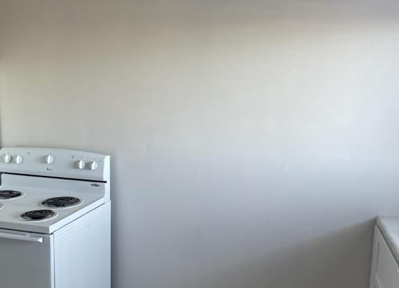2 beds, 1 bath, 1,000 sqft, $1,995