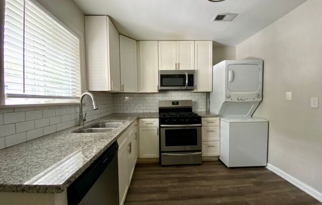 2 beds, 1 bath, 850 sqft, $1,670, Unit 485-C47