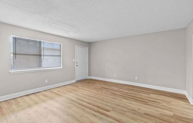 1 bed, 1 bath, 612 sqft, $799