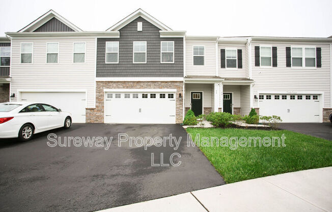 32 ROBERTA WAY
