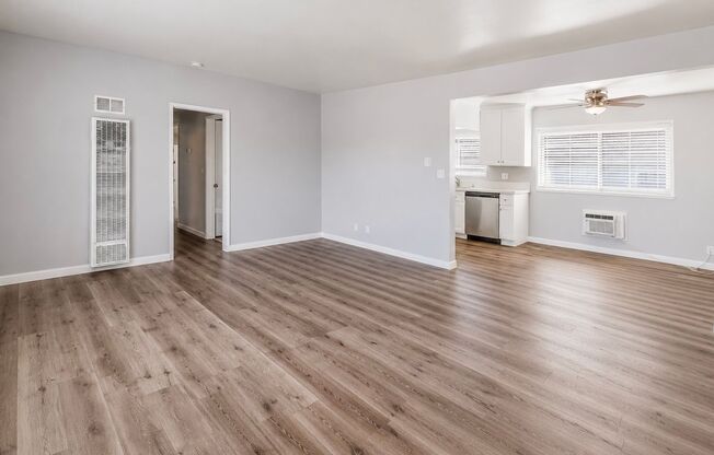265 E NAVILLA PL