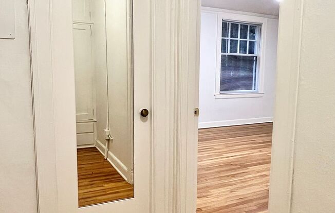 Studio, 1 bath, 467 sqft, $1,025, Unit 209