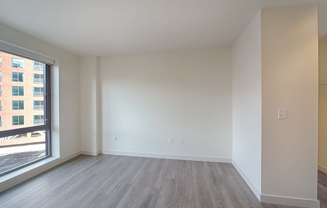 2 beds, 2 baths, 926 sqft, $5,310, Unit 1026