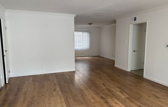 Regency Townhouse Apartments