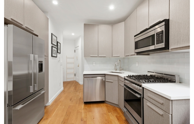 21 BUTLER PL