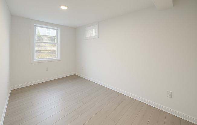 720 Quebec Pl