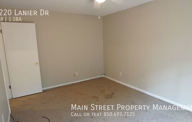 2 beds, 1.5 baths, 900 sqft, $1,250