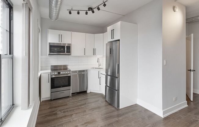 1 bed, 1 bath, 373 sqft, $1,750, Unit 506
