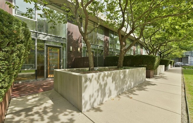 2 beds, 1.5 baths, 864 sqft, $3,975, Unit 120