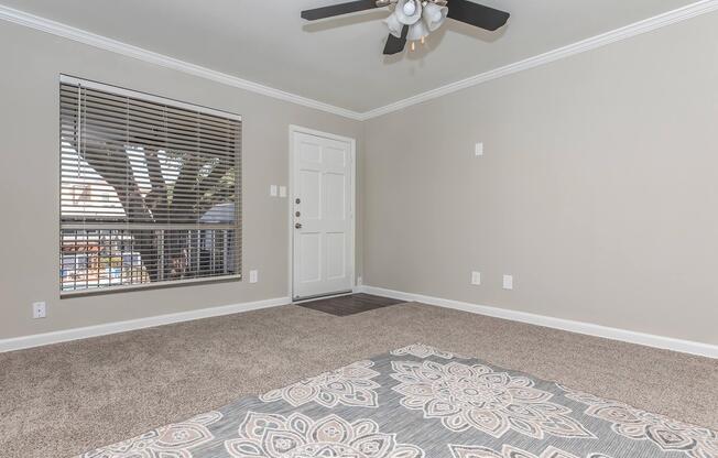 1 bed, 1 bath, 750 sqft, $929