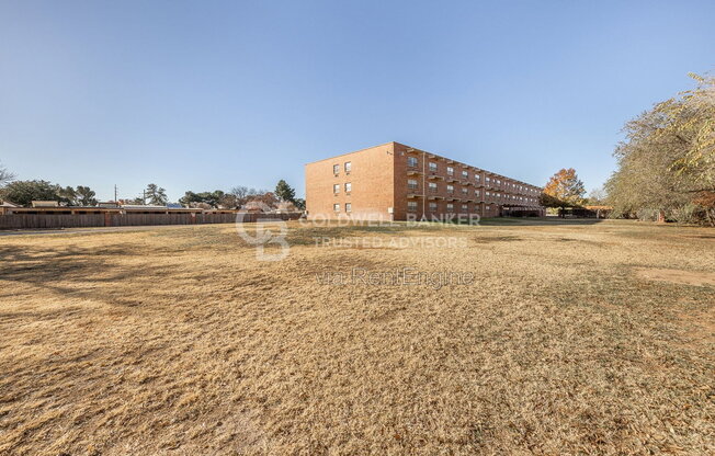 1 bed, 1 bath, 650 sqft, $680, Unit 208