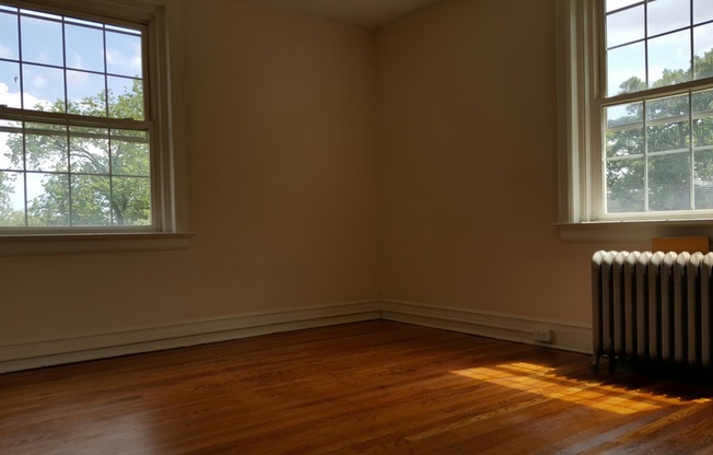 Carolina Apartments