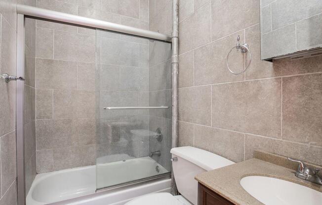 27 BREVOORT PL