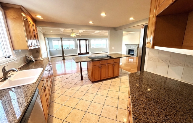 658 REVERE BCH BLVD
