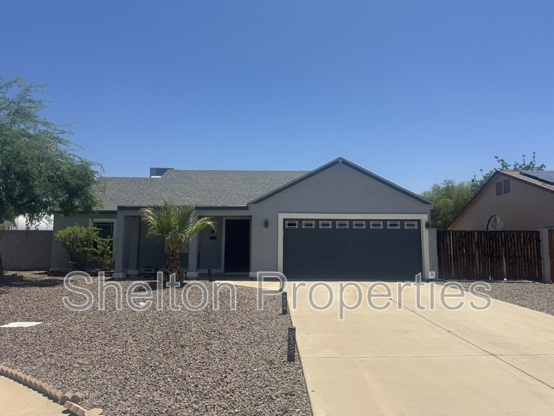 12537 N 83 DR