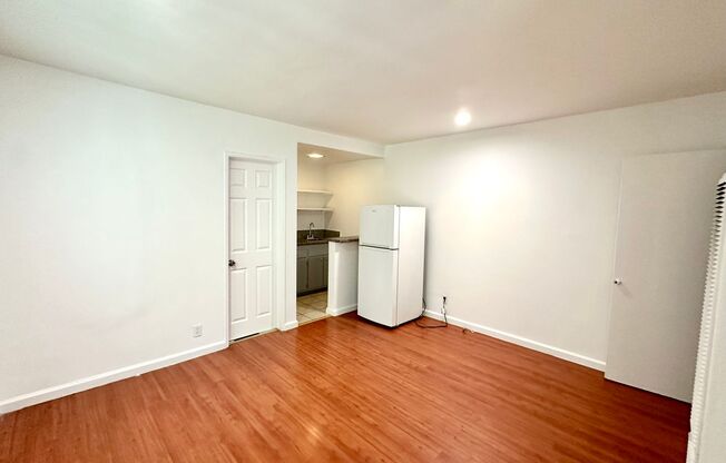 Studio, 1 bath, $1,490