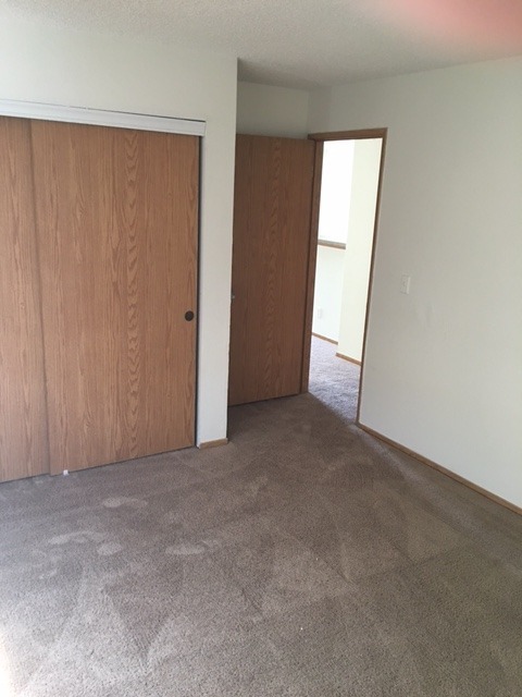 2 beds, 1 bath, 803 sqft, $1,025