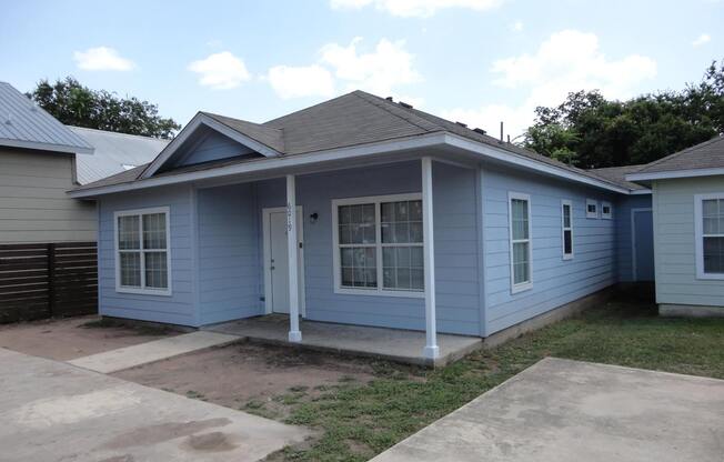 6019 Atwood St.