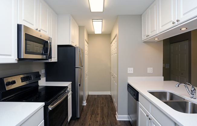 Bordeaux Deluxe Kitchen