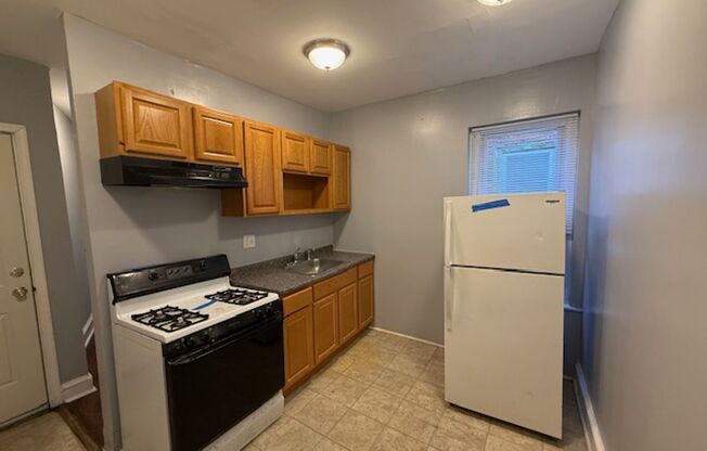 4320 Wyalusing Unit 2 – 2 Bedroom, 1 Bathroom in East Parkside
