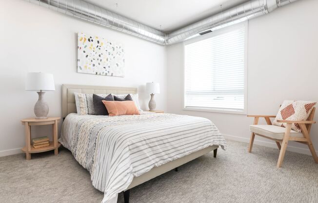 3 beds, 2 baths, 1,384 sqft, $1,850, Unit 201