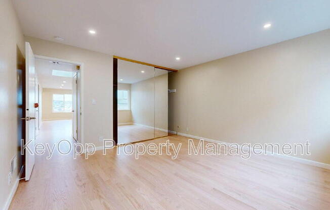64 KAREN CT