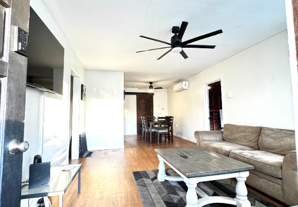 2204 BARNETT AVE