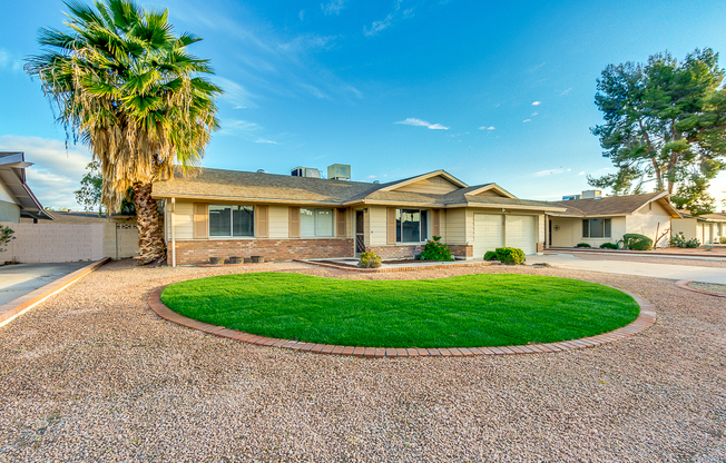 FULLY REMODELED 4 BEDROOM, 2 BATH HOME - MINUTES FROM ASU!
