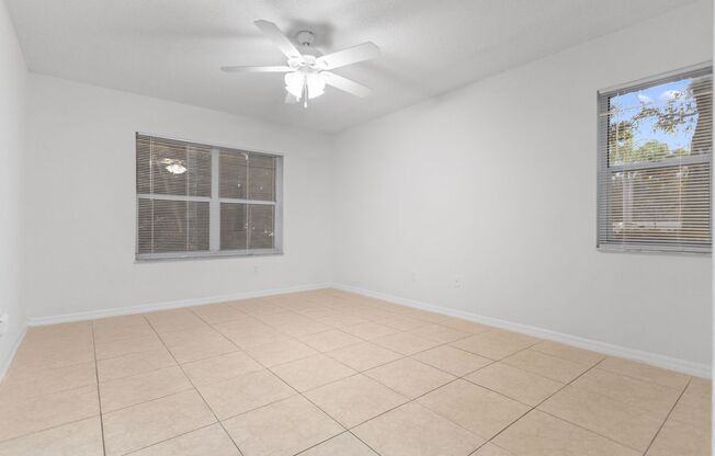 2 beds, 1 bath, 1,015 sqft, $2,050, Unit 14 - 1412