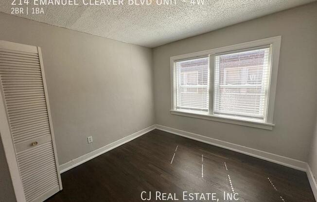 2 beds, 1 bath, $1,195