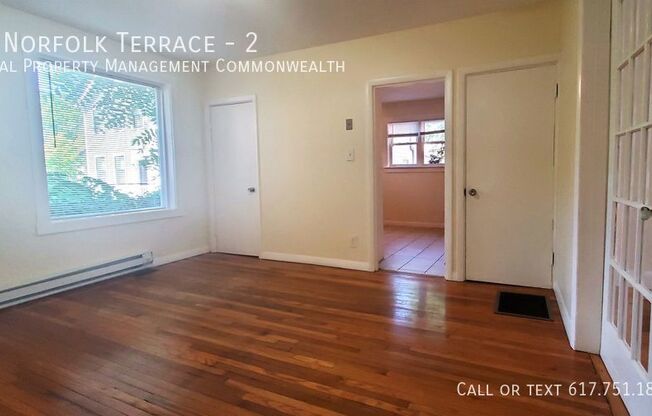 2 NORFOLK TERRACE