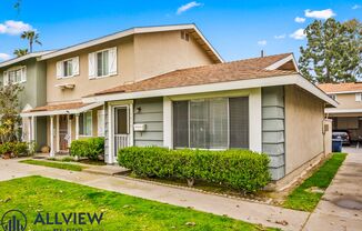 1 Bed/1 Bath Available in Huntington Beach