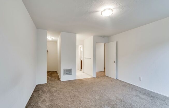 2 beds, 1.5 baths, 900 sqft, $2,895, Unit Unit 206