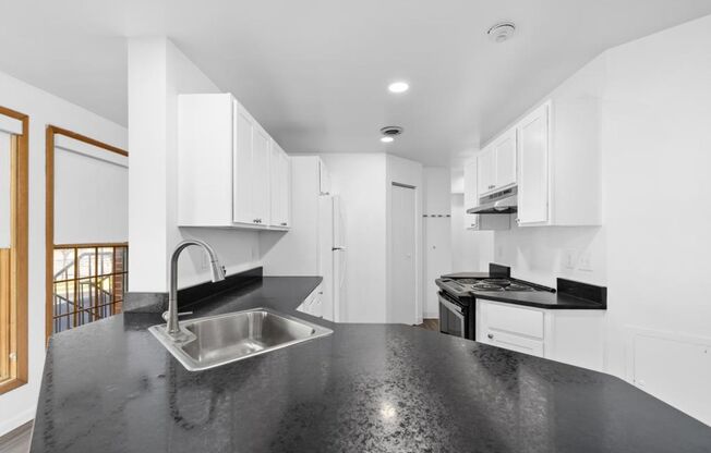 2 beds, 2 baths, 872 sqft, $1,250, Unit MSA-A3