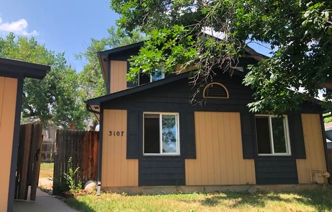 Charming Home in Beautiful Neighborhood by Park!