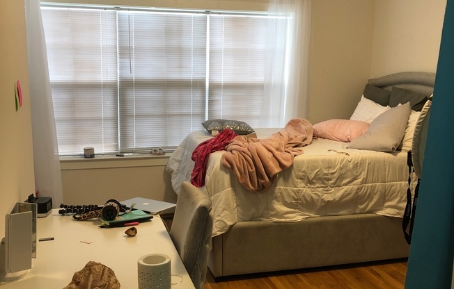 3 beds, 3 baths, 1,574 sqft, $2,450, Unit 1318-B