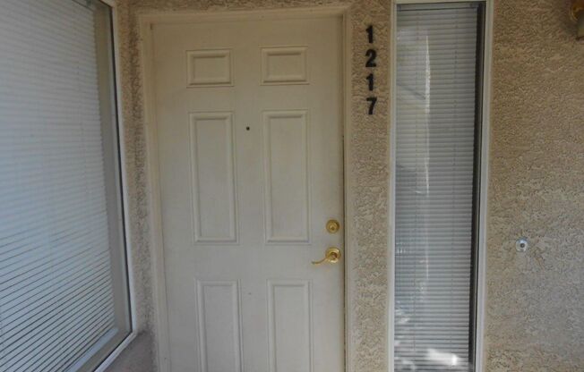 2 beds, 2 baths, $1,375