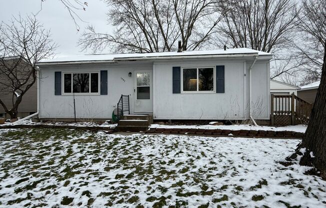 3 beds, 1 bath, $1,699