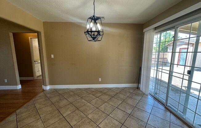 3 beds, 2 baths, $2,100