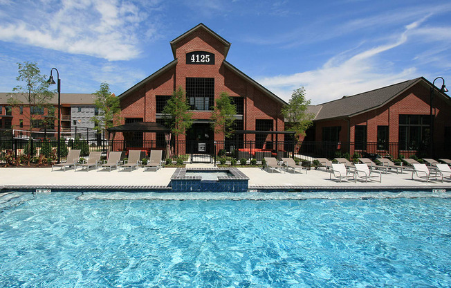 Pool at Hayden Lofts Apartments, Dublin, 43016