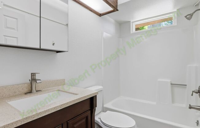 2 beds, 2 baths, $1,700, Unit Unit 112