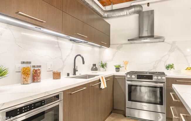 2 beds, 1.3 baths, 2,460 sqft, $6,490, Unit 144