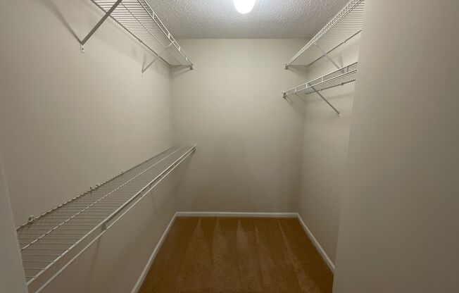 2 beds, 2 baths, 1,131 sqft, $1,475, Unit 2772-3