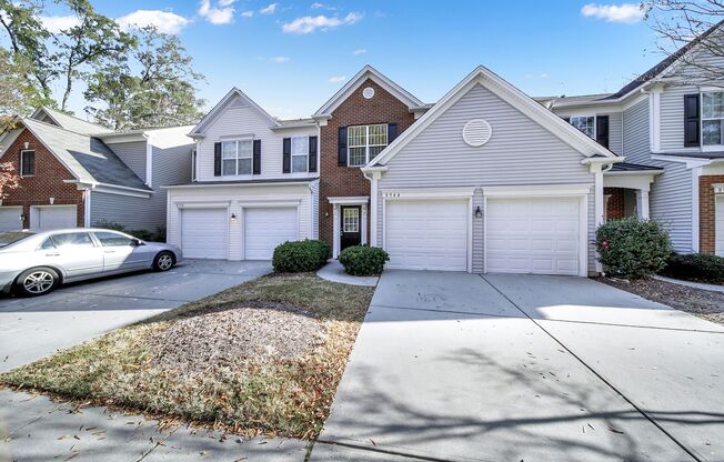 Lovely 3 Bed 2.5 Bath Townhome in South Charlotte